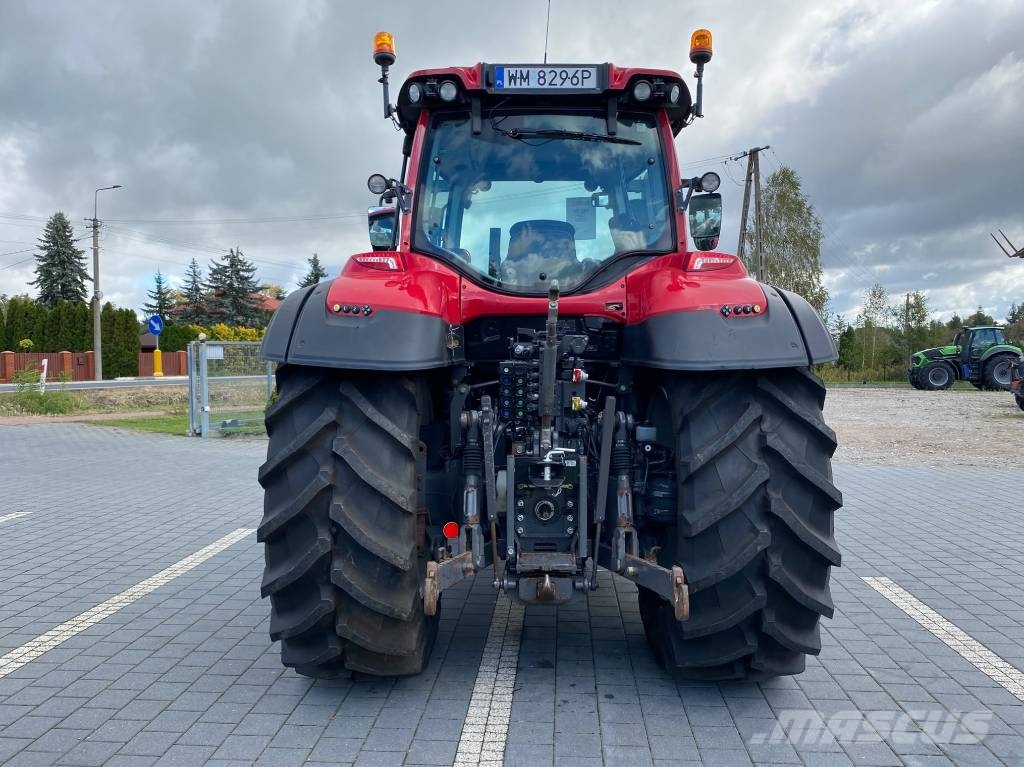 Valtra T 234 V Traktory