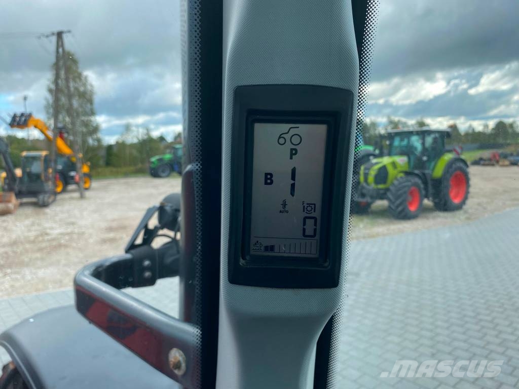 Valtra T 234 V Traktory