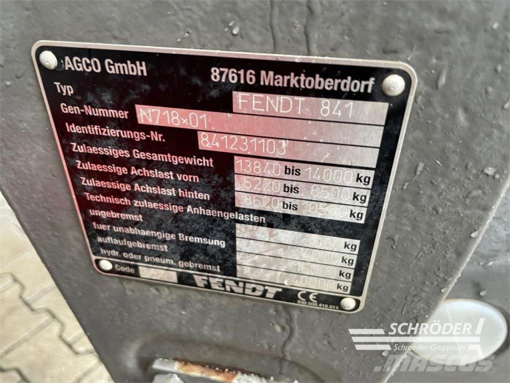 Fendt 826 VARIO S4 PROFI PLUS Traktoriai