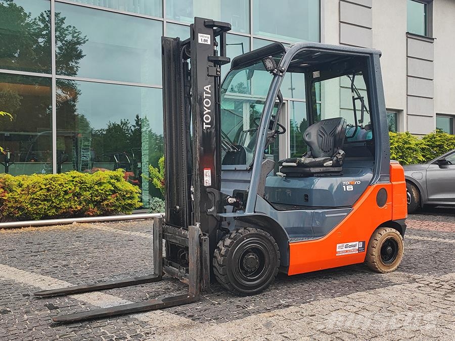 Toyota 02-8FGF18 Περονοφόρα ανυψωτικά κλαρκ με φυσικό αέριο LPG
