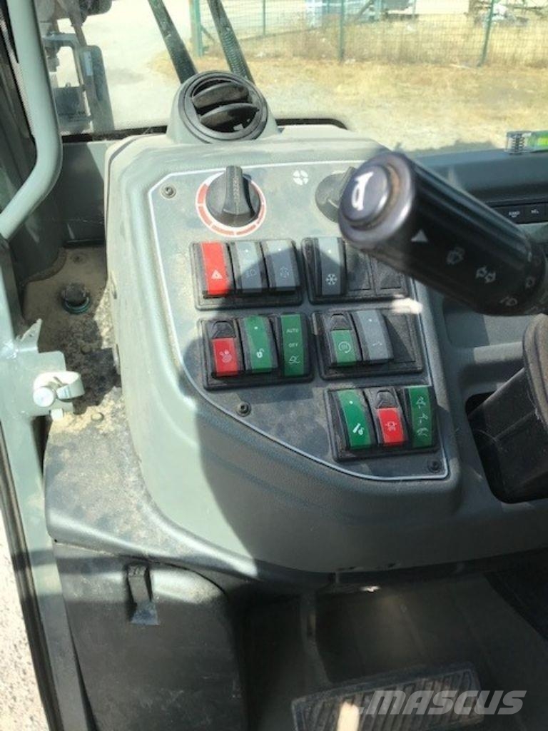 Kramer KT 457 Teleskopiniai krautuvai žemės ūkiui