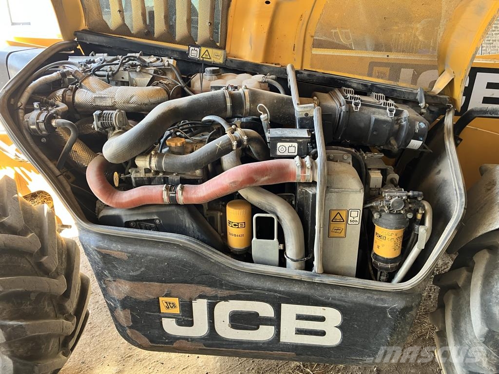 JCB 532-70 AGRI SUPER Manipuladores telescópicos para a agricultura