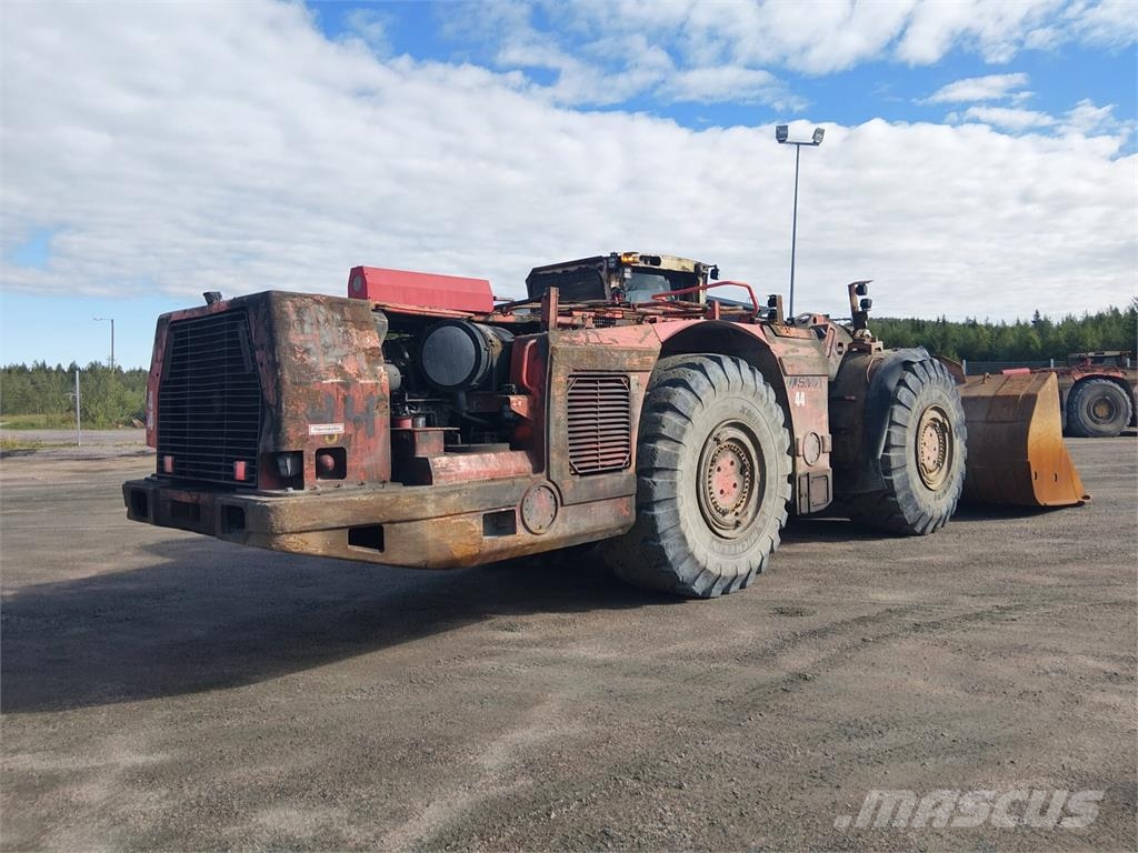 Sandvik Toro LH517 ساحبات وشاحنات تعدين للعمل تحت سطح الأرض