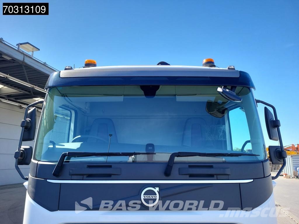 Volvo FMX 420 FMX 8X4 NEW RHD! Fassi F145Z.0.22 E-ACTIVE Tippbil
