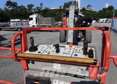 SkyJack SJ 85 AJ Gelenkteleskoparbeitsbühnen