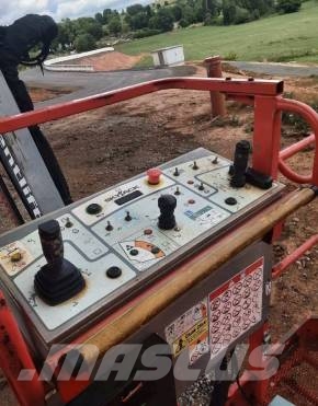 SkyJack SJ 85 AJ Gelenkteleskoparbeitsbühnen