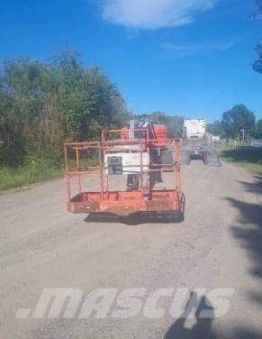 SkyJack SJ 85 AJ Gelenkteleskoparbeitsbühnen