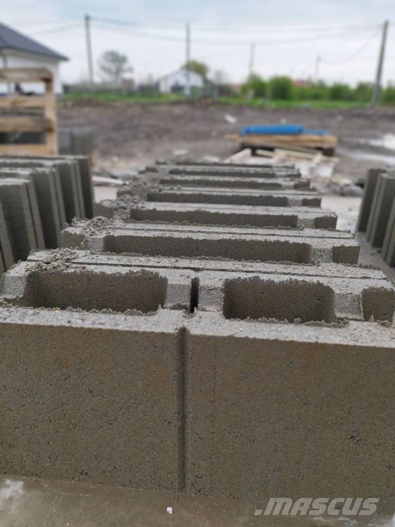 Metalika SVP-633 Concrete block making machine Stroje na výrobu betónových prefabrikátov