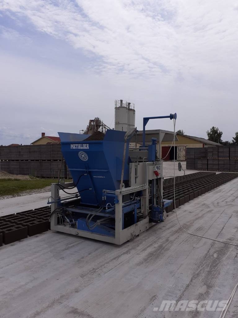 Metalika SVP-633 Concrete block making machine Stroje na výrobu betónových prefabrikátov