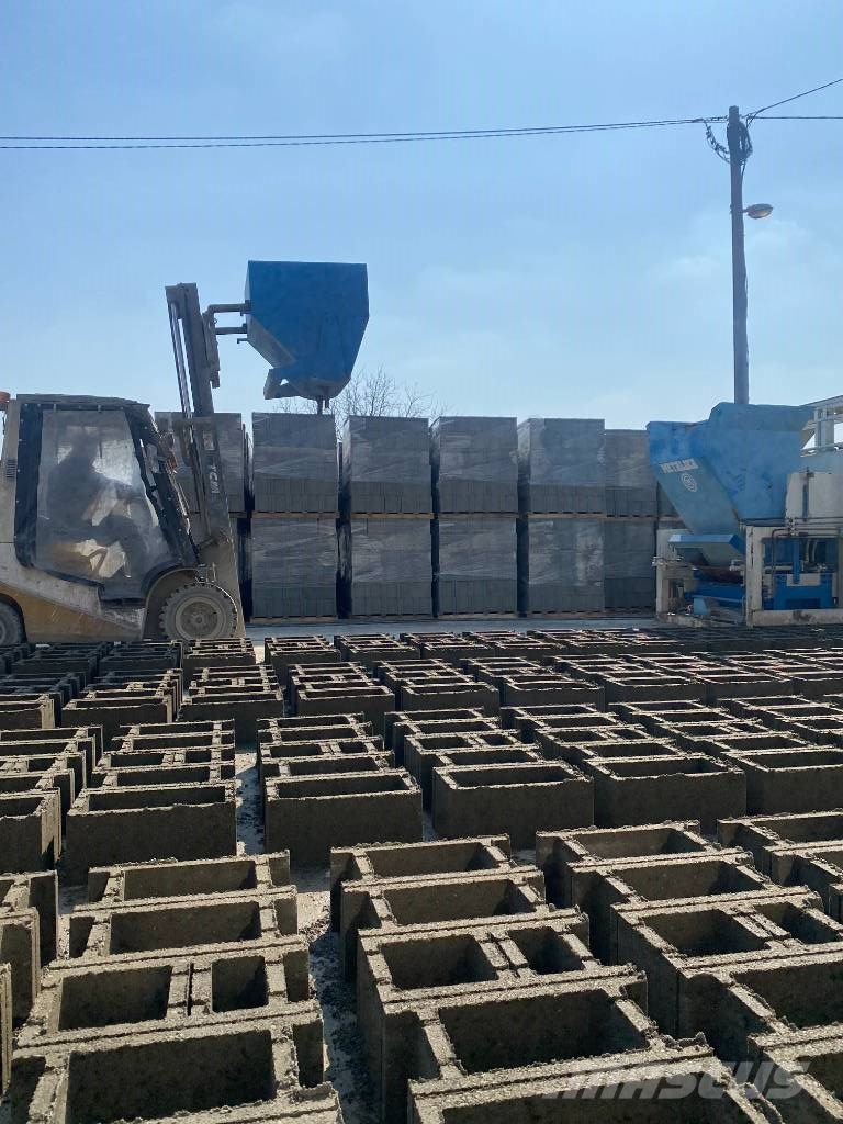 Metalika SVP-633 Concrete block making machine Stroje na výrobu betónových prefabrikátov