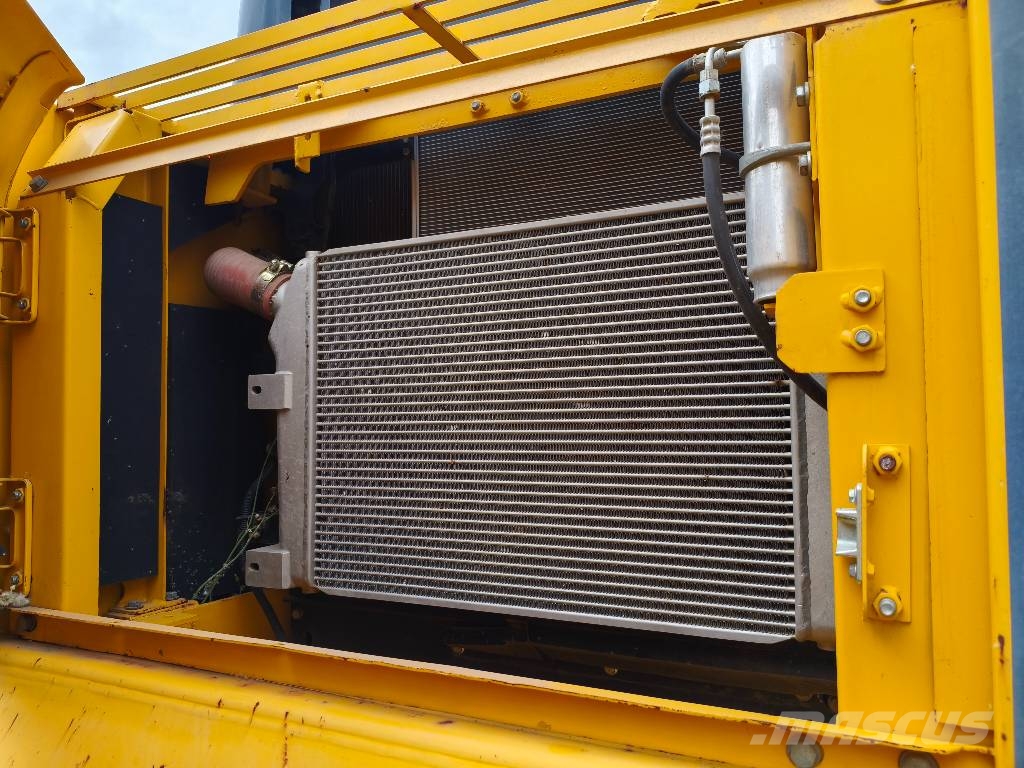 Komatsu PC 350-8 Гусеничные экскаваторы