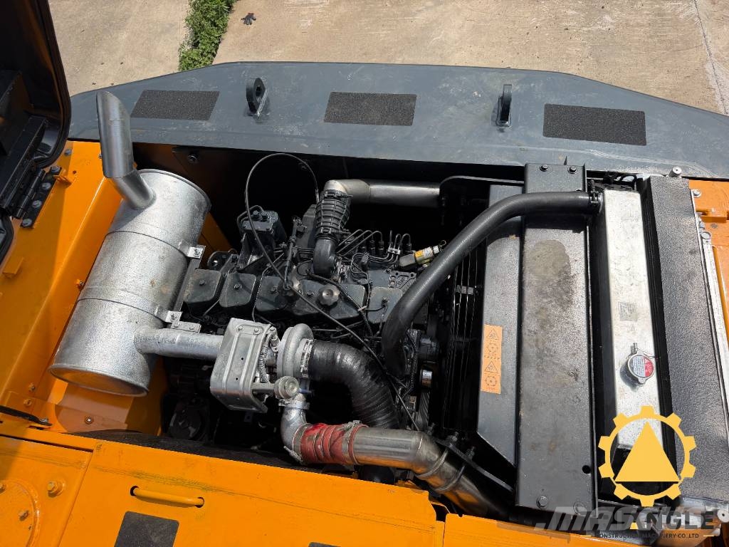 Hyundai HX 225 HD Gravemaskiner på larvebånd
