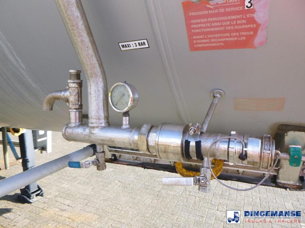 Magyar Chemical tank inox 32.5m3 / 1 comp Напівпричепи-автоцистерни