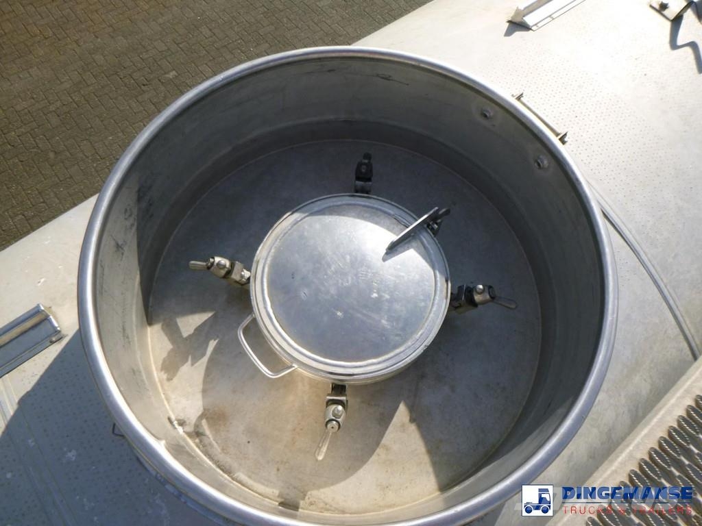Magyar Chemical tank inox 32.5m3 / 1 comp Напівпричепи-автоцистерни