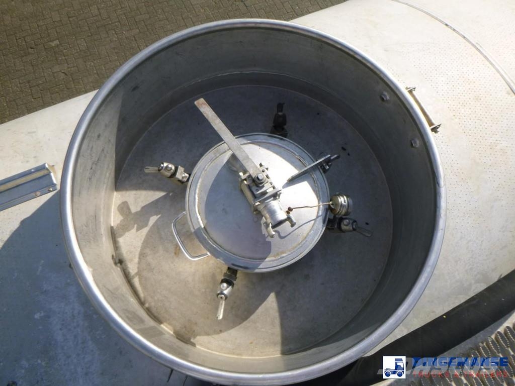 Magyar Chemical tank inox 32.5m3 / 1 comp Напівпричепи-автоцистерни