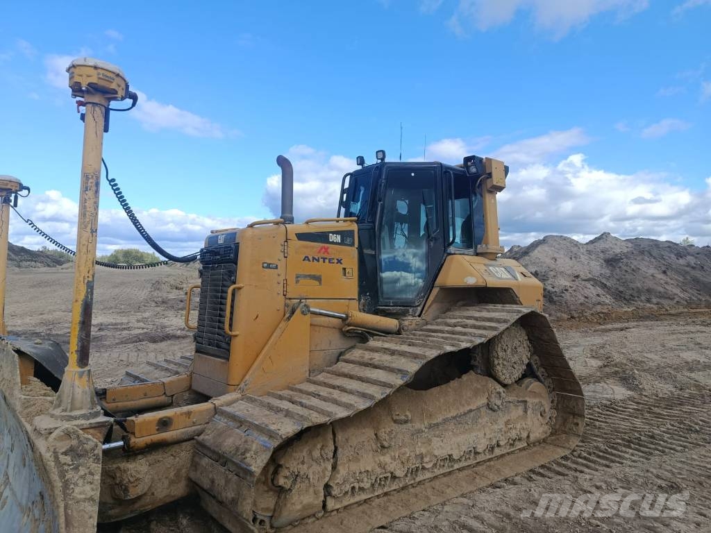 CAT D 6 N LGP Buldozer sobre oruga