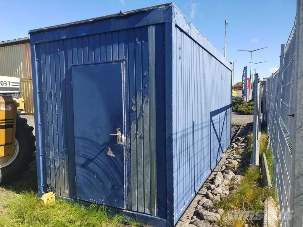 KONTENER GASTRONOMICZNO - HANDLOWY Спеціальні контейнери