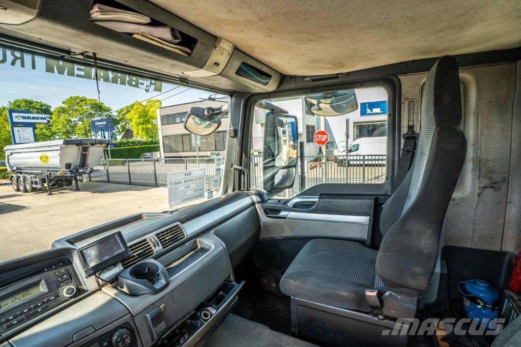 MAN TGS 33.400 BB - HIAB 377 E-5 HIPRO 플랫베드/드롭사이드 트럭