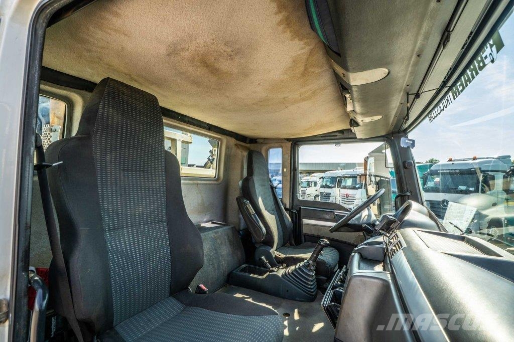MAN TGS 33.400 BB - HIAB 377 E-5 HIPRO 플랫베드/드롭사이드 트럭