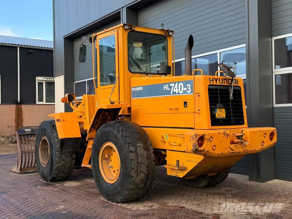 Hyundai HL740-3 Pale gommate