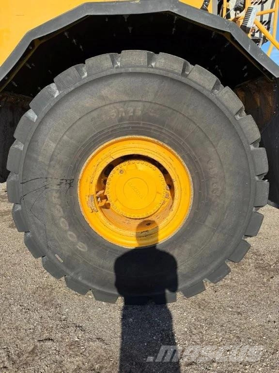 Volvo A40D Zglobni demperji