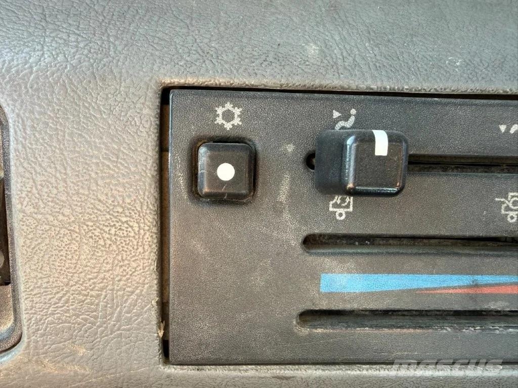 Volvo A40D Zglobni demperji