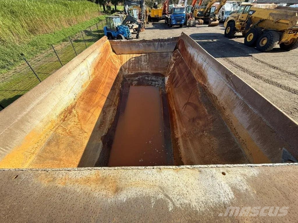 Volvo A40D Artikulētie pašizgāzēji