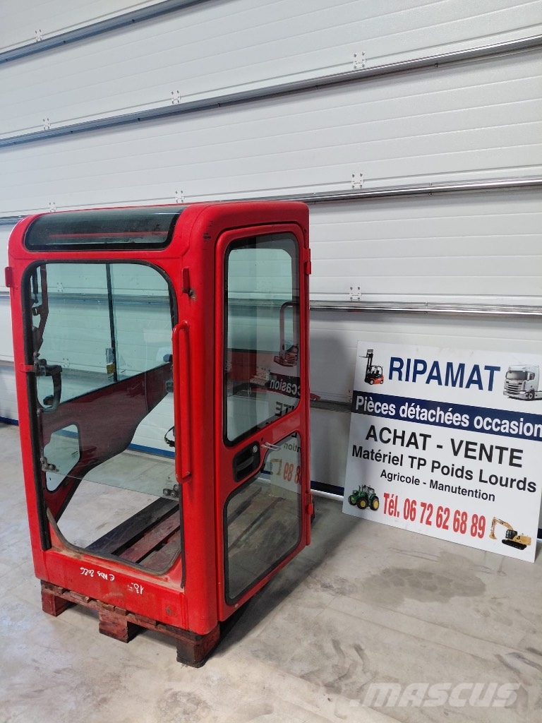 Bobcat E 50 كابينة والداخلية