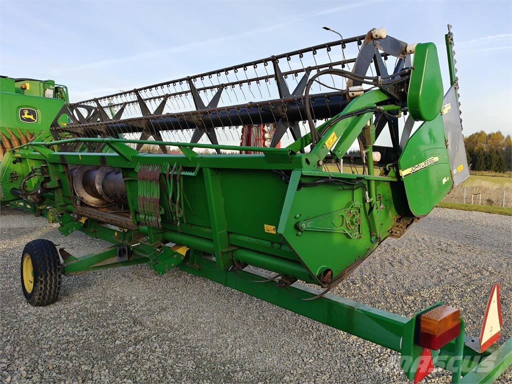 John Deere 9640I WTS Ražas novākšanas kombaini