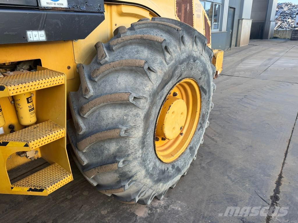 CAT CP76 (19t) مداحل أحادية الأسطوانة