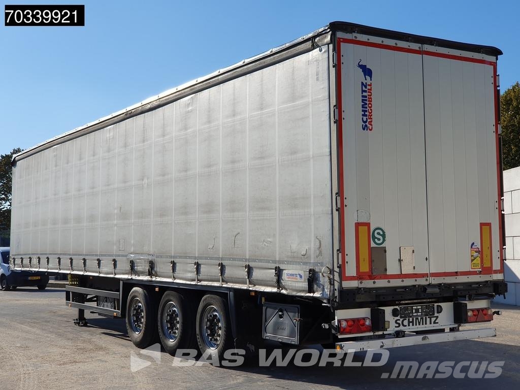 Schmitz Cargobull SCB*S3T 3 axles Sliding roof Plachtové návěsy