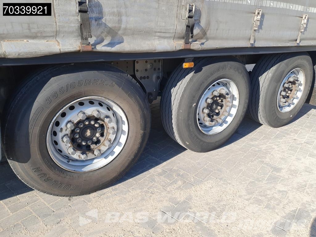 Schmitz Cargobull SCB*S3T 3 axles Sliding roof Plachtové návěsy