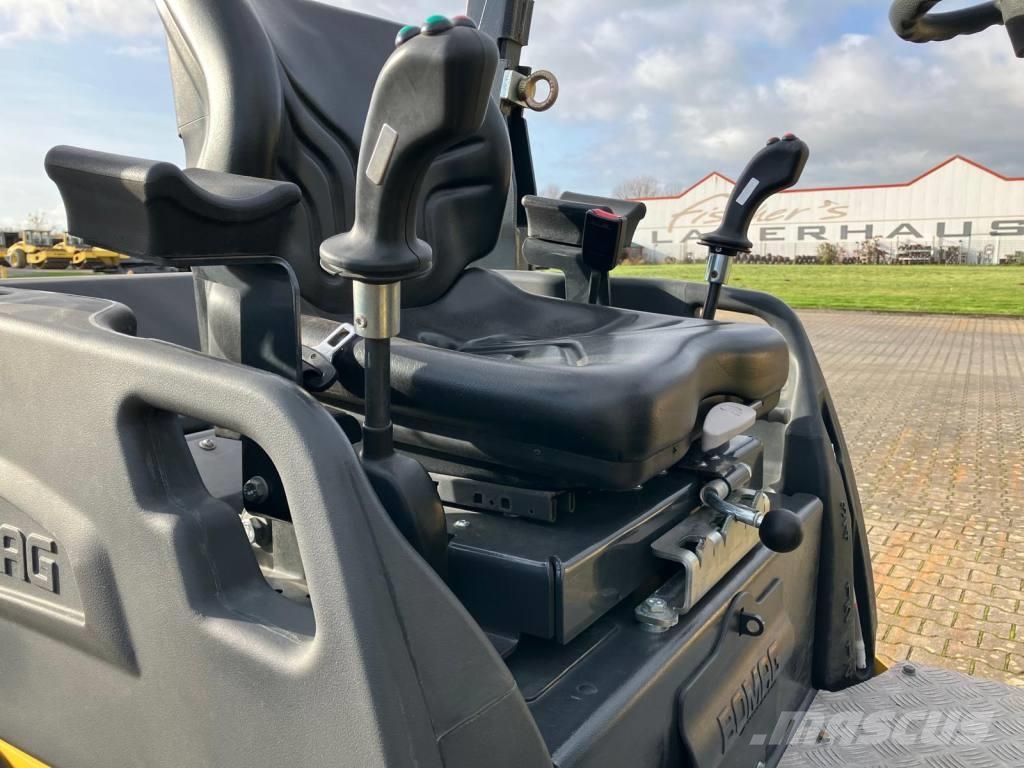 Bomag BW 120 AD-5 Maža asfalto klojimo technika
