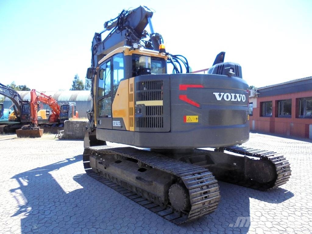 Volvo ECR 235 E L Rupsgraafmachines