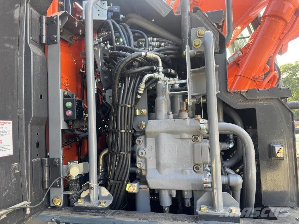 Hitachi ZX140 ZX140-5B 5300 uur !! Ekskavatori uz riteņiem