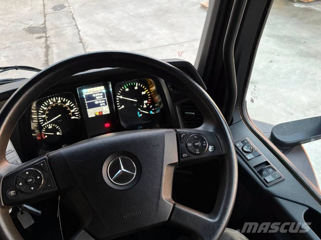 Mercedes-Benz Arocs 3243 Vac-Con Vacuum Truck شاحنات أخرى