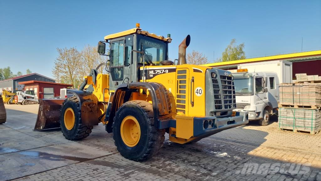Hyundai HL 757 TM-9 لوادر بعجل