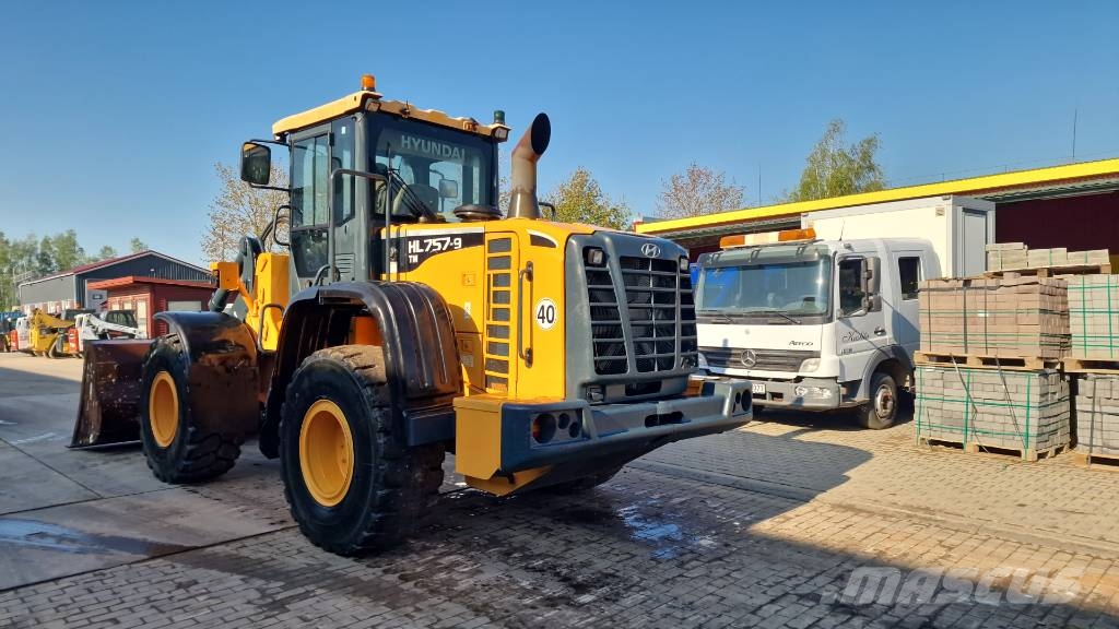 Hyundai HL 757 TM-9 لوادر بعجل