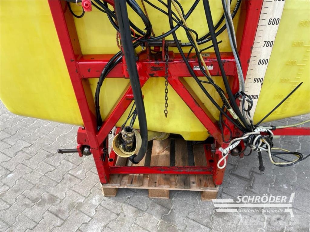 Rau D2 1000 L Įmontuoti purkštuvai