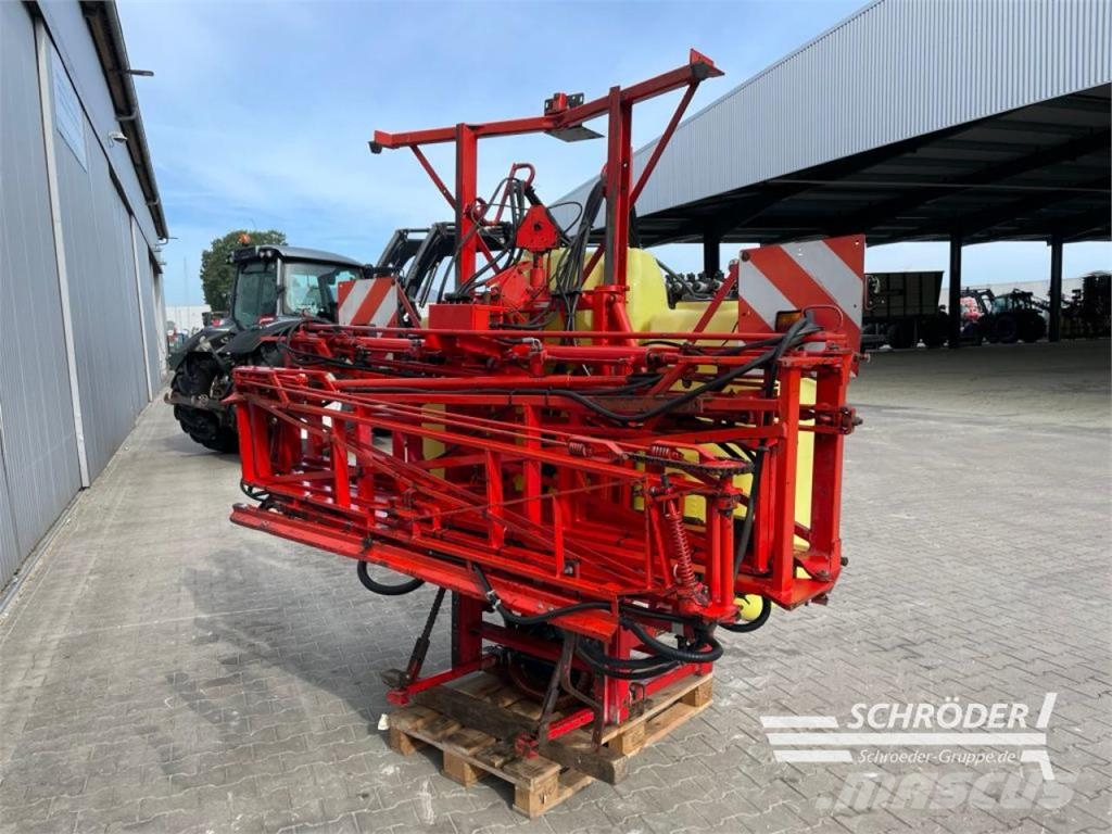 Rau D2 1000 L Įmontuoti purkštuvai
