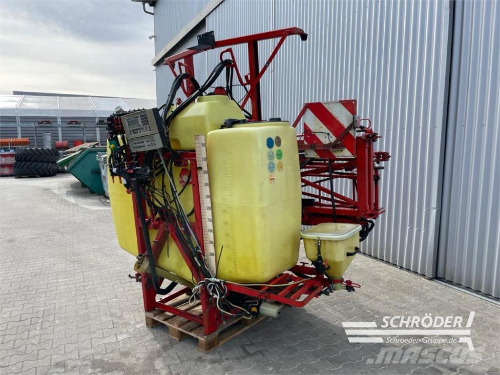 Rau D2 1000 L Įmontuoti purkštuvai