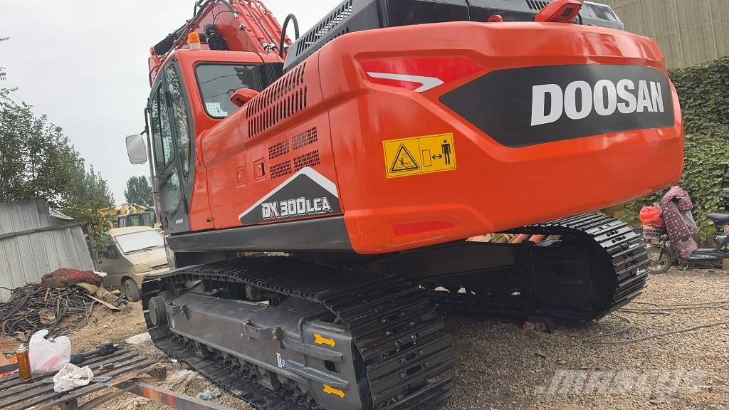 Doosan DX 300 Rupsgraafmachines