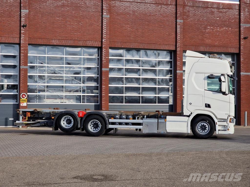 Scania R580 V8 NGS Highline 6x2 - BDF - Retarder - Full a Demontažnii kamioni za podizanje kabela