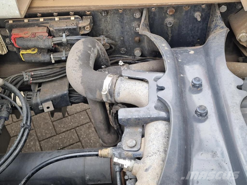 Scania R580 V8 NGS Highline 6x2 - BDF - Retarder - Full a Demontažnii kamioni za podizanje kabela