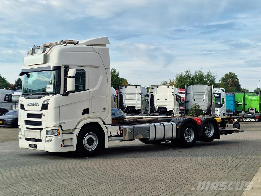 Scania R580 V8 NGS Highline 6x2 - BDF - Retarder - Full a Demontažnii kamioni za podizanje kabela