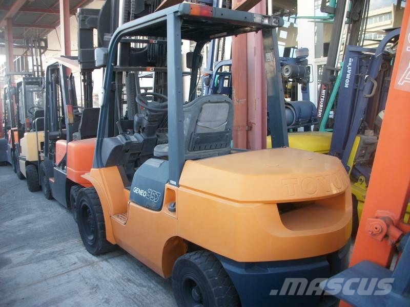 Toyota 7 FDJ 35 Diesel forklifts