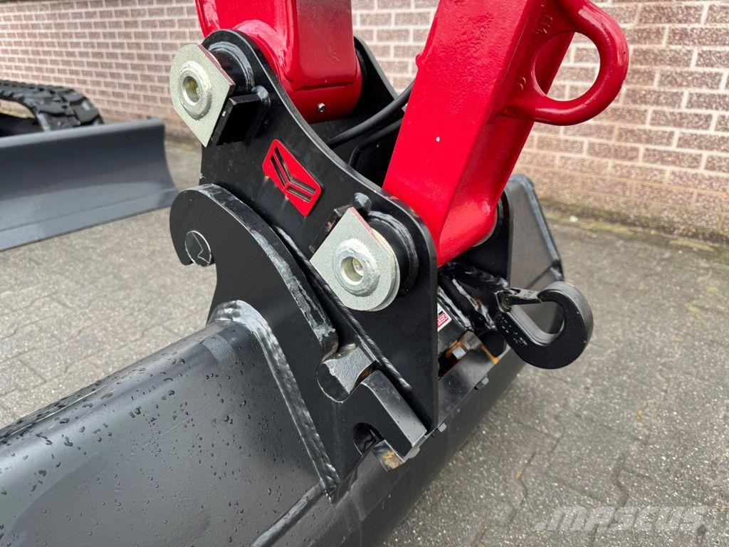 Yanmar VIO38-7 小型挖掘机