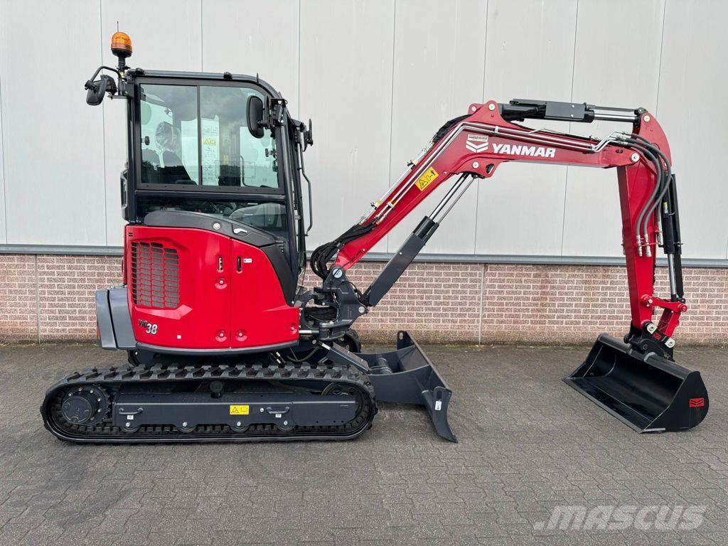 Yanmar VIO38-7 小型挖掘机