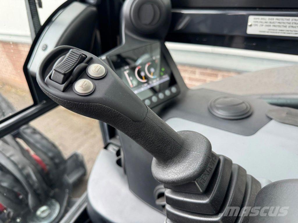 Yanmar VIO38-7 小型挖掘机