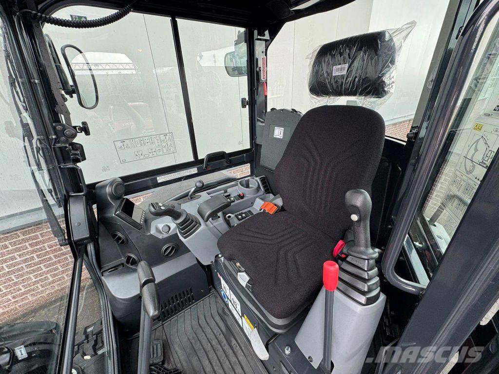 Yanmar VIO38-7 小型挖掘机